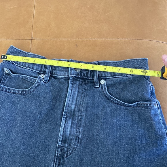 Everlane The Way-High Jean Short - Picture 7 of 9